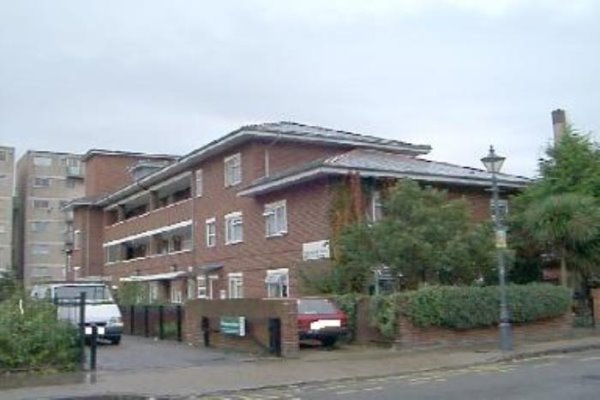  GENERAL VIEW OF ESTATE